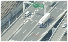 トラック専属輸送業者